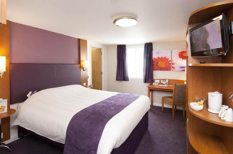 Premier Inn Lichfield North East Εξωτερικό φωτογραφία